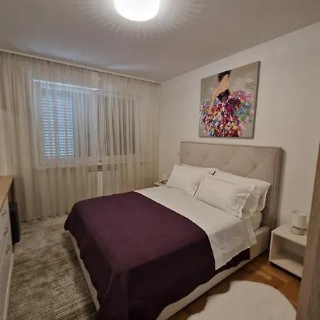 Diana Apartment